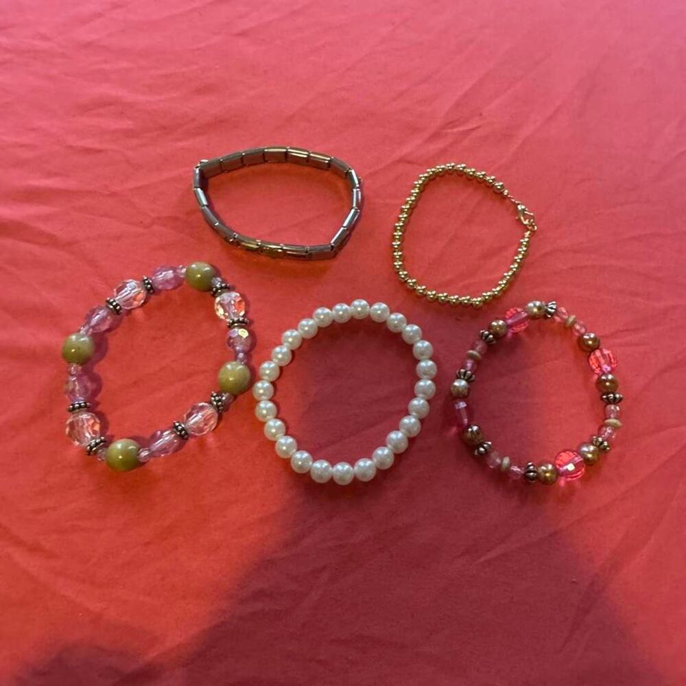 5 bundle lot of bracelets! 5 Miscellaneous bracelets